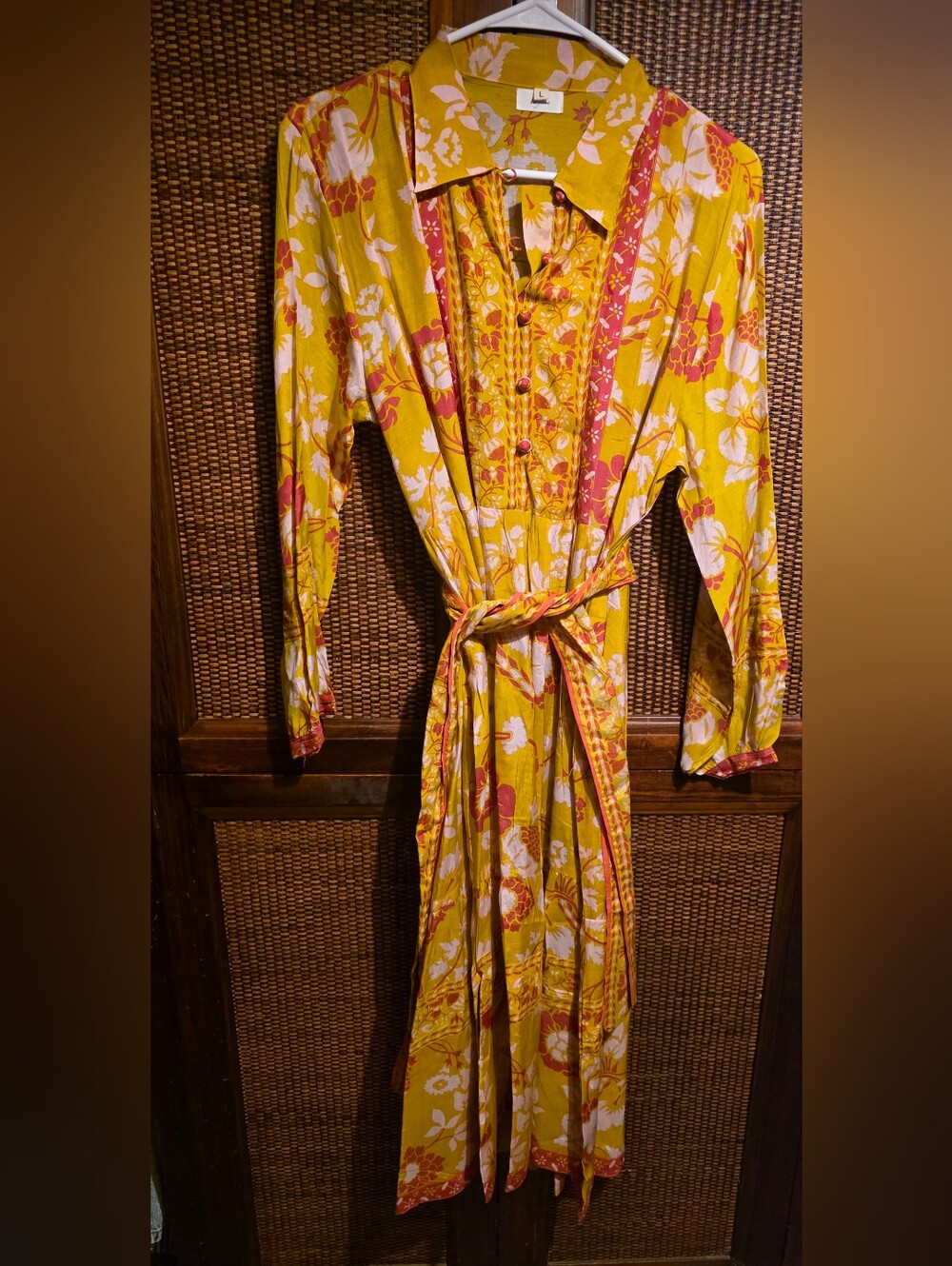 Farylina NWOT Large Yellow Floral Button-Front Maxi Dress with Waist Tie Ptp 21 - Picture 1 of 3
